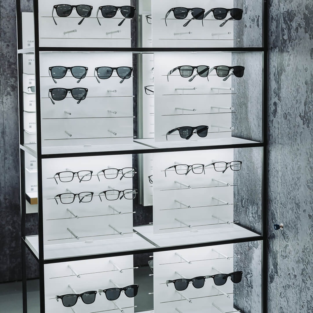 STK Multi Pin FS display, 128 pins (128), cabinet in oak, 930x2035x400 mm