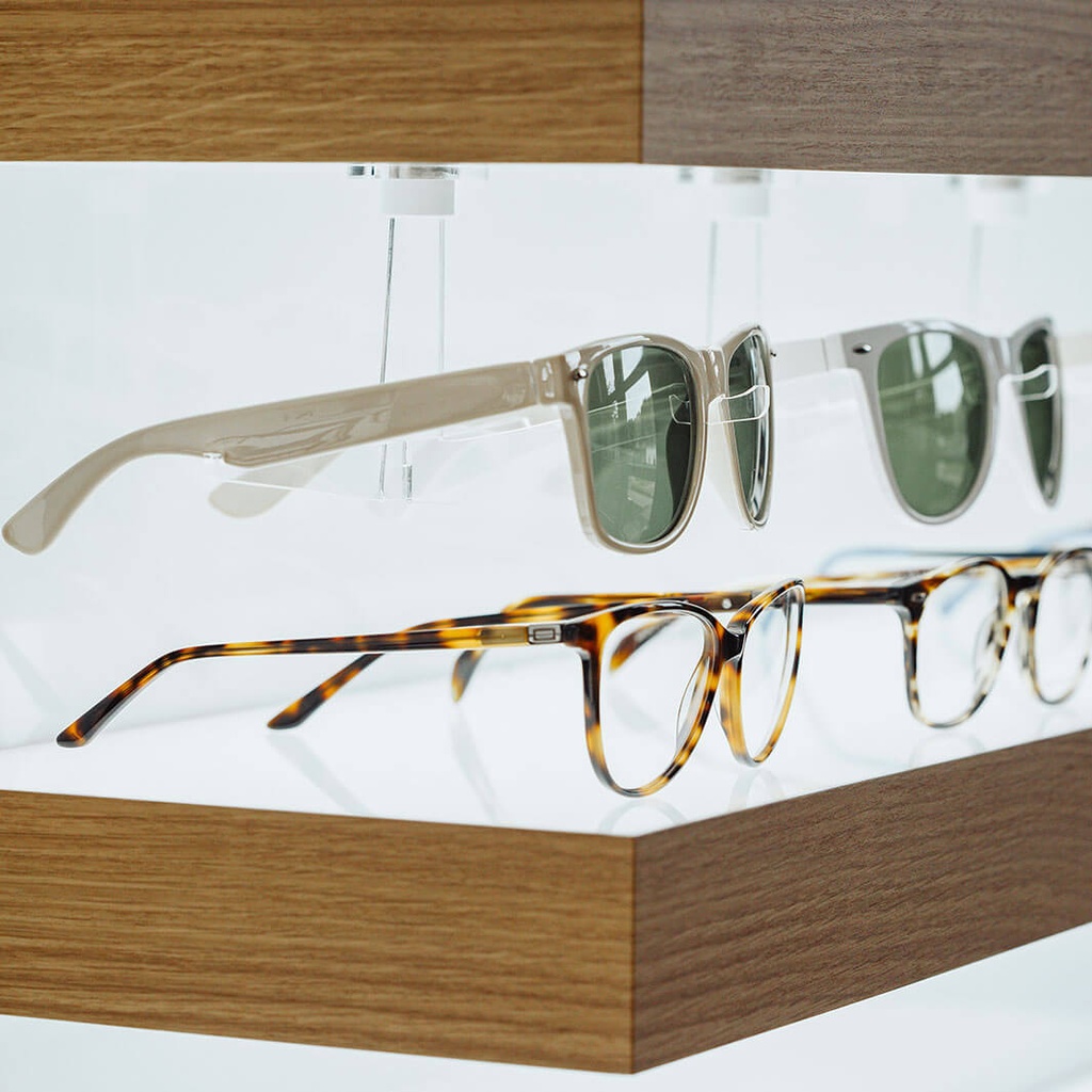 Magnetic frame holder for shelves, hanging, rotating, transparent acrylic