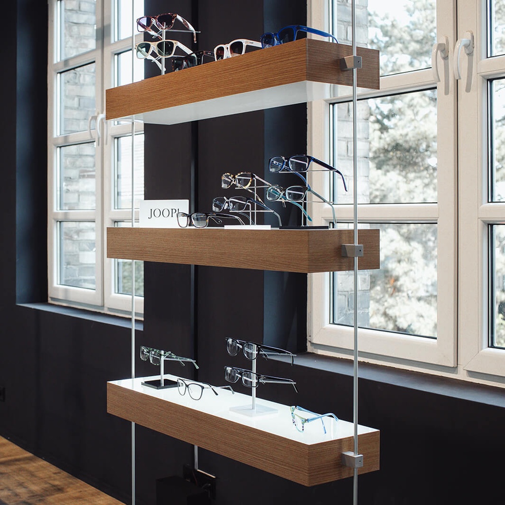 Sky Line Quadro display, 3 LED shelves, 900x1600-4500 mm