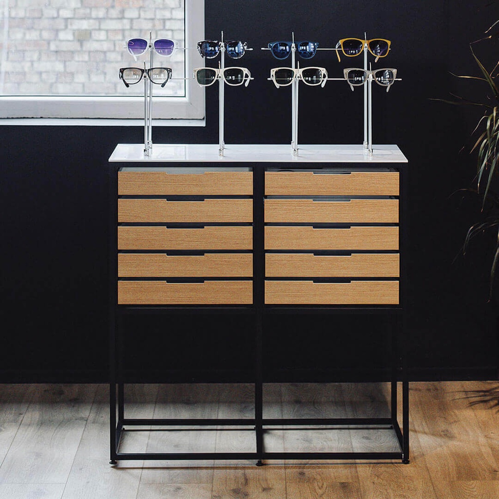 STK display, 8 lockable frame holders, storage, 785x985x400 mm