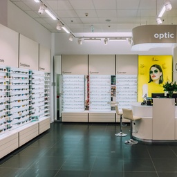 Unilock wall display, 10 LED shelves, lockable frame holders