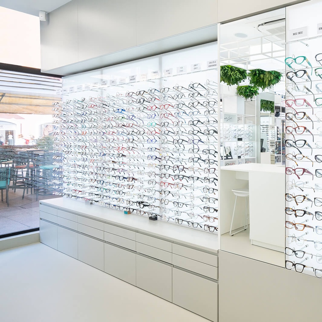 Multi Pin wall display, 18 wires (72), 900x1500x280 mm