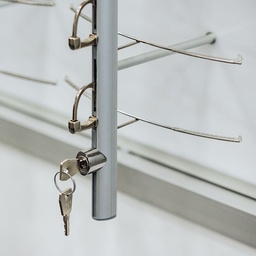 FS display, rotating plate with lockable rods