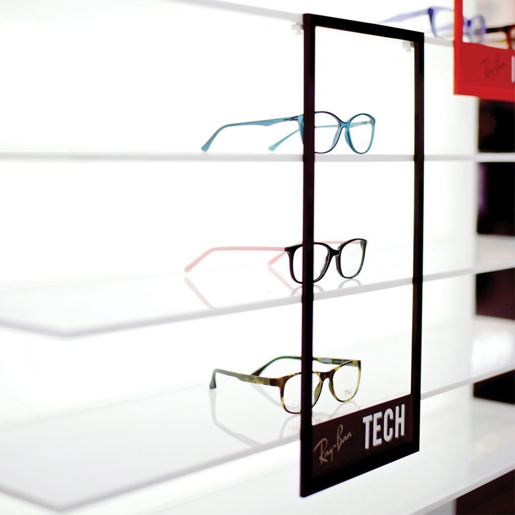 Aura decorative frame with space for logo, sliding